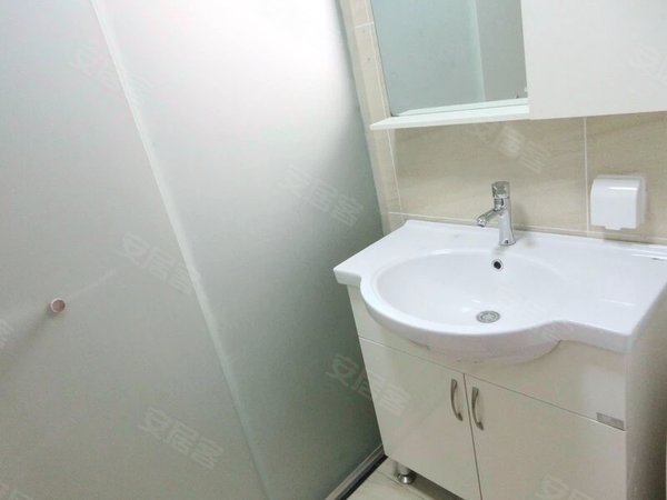 「0中介」快速入住中建康城，金融港周邊一居室優選